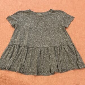 Truly Madly Deeply small heathered gray Ruffle Tee
